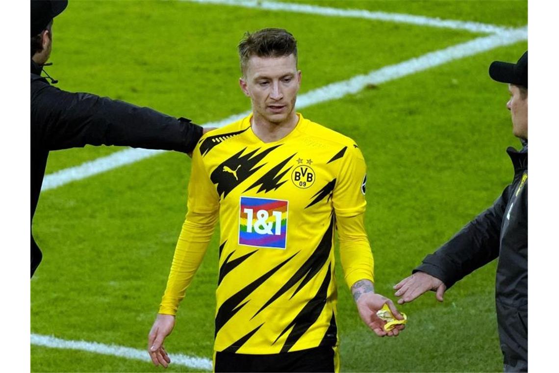 BVB-Kapitän Marco Reus fühlte sich benachteiligt. Foto: Günther Schiffmann/AFP-POOL/dpa