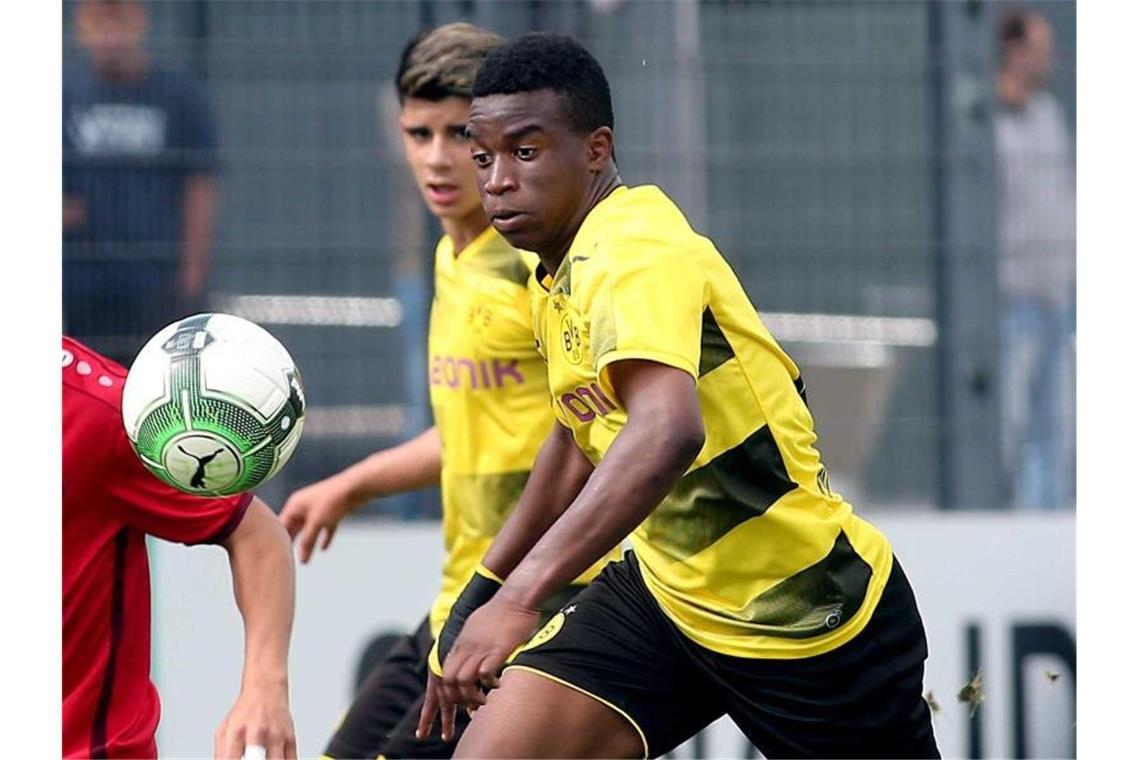 BVB-Talent Youssoufa Moukoko könnte sein Bundesliga-Debüt geben. Foto: Peter Ludewig/dpa
