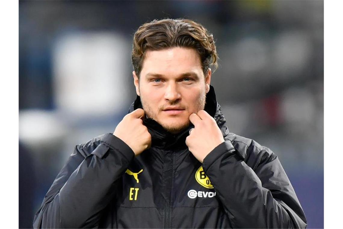 BVB-Trainer Terzic kann auch gegen Werder Bremen nicht auf den dänischen Mittelfeldspieler Thomas Delaney zurückgreifen. Foto: Martin Meissner/AP-Pool/dpa