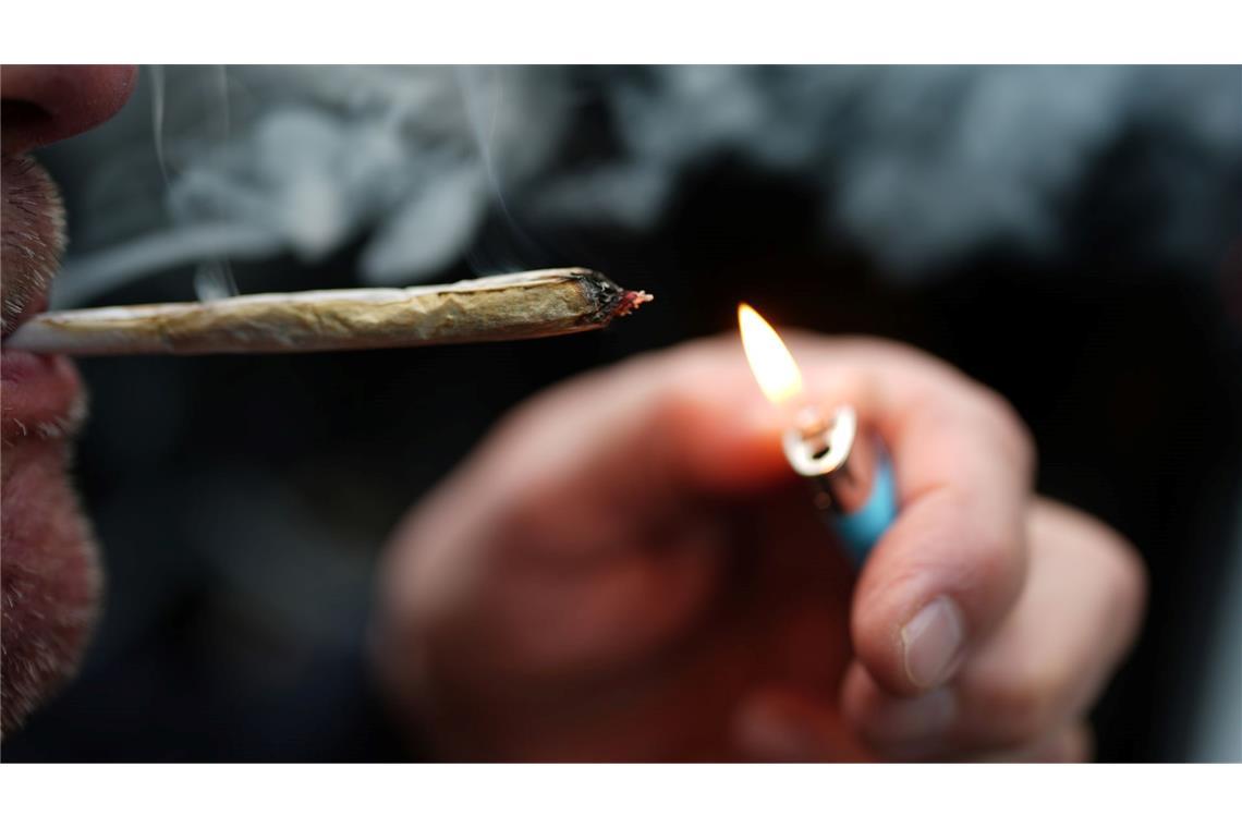 Cannabis zum Eigenkonsum ist seit einem Jahr für Erwachsene erlaubt. (Archivbild)