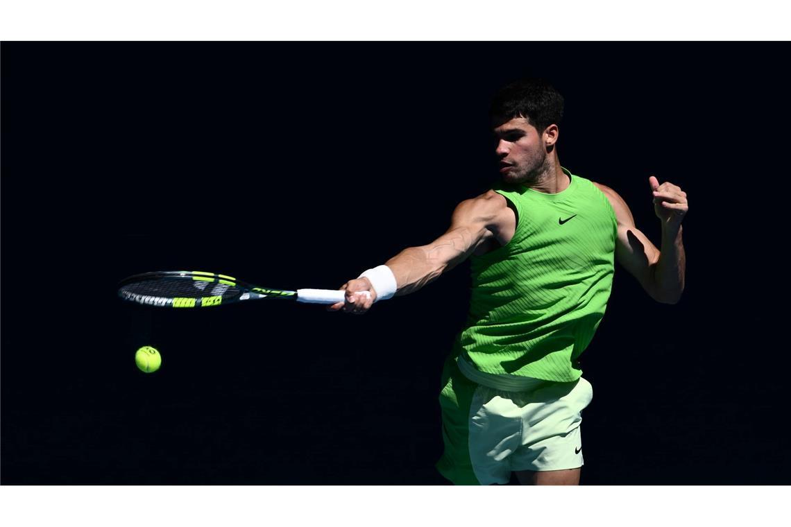 Carlos Alcaraz steht in Melbourne im Achtelfinale.