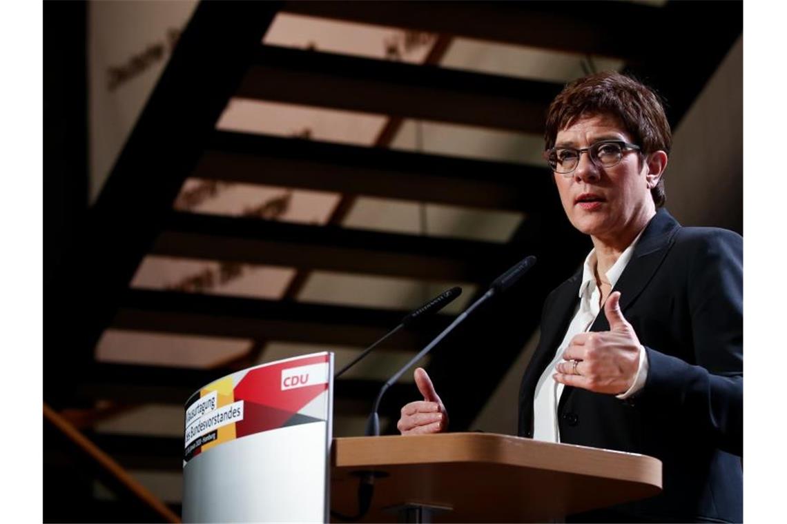 AKK: Noch keine Festlegung auf Art der Wahlrechtsreform