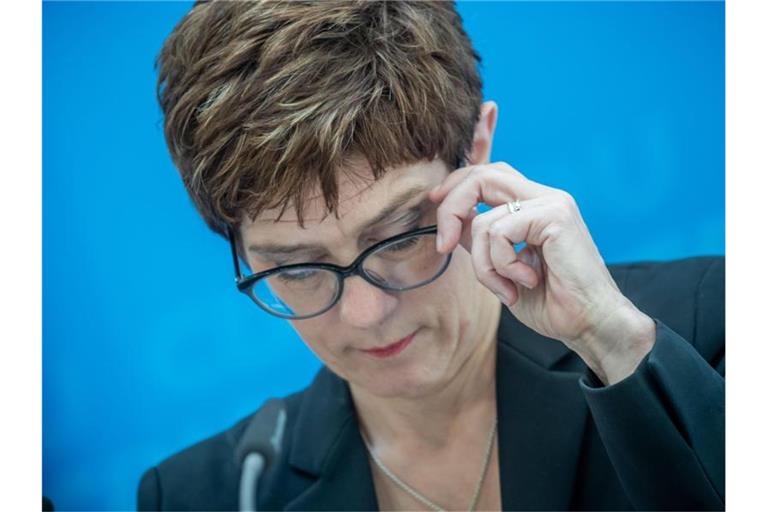 CDU-Chefin Annegret Kramp-Karrenbauer: Die Union erreicht mit 24 Prozent der Stimmen ihr historisch schlechtestes Ergebnis. Sie fällt sogar unter die Werte aus der Zeit des CDU-Spendenskandals im Jahr 2000. Foto: Michael Kappeler
