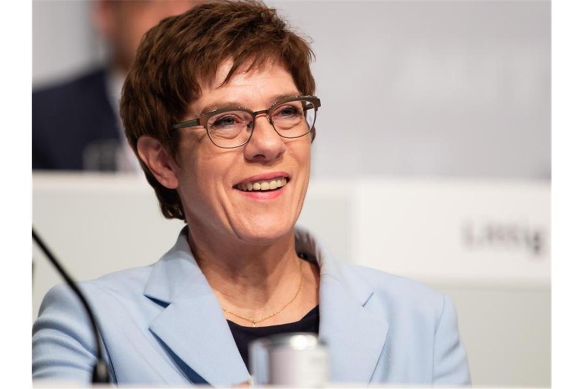 Kramp-Karrenbauer lehnt Urwahl bei Kanzlerkandidatur ab CDU-Chefin Annegret Kramp-Karrenbauer hält beim Thema Kanzlerkandidatur nichts von einer Urwahl. Foto: Swen Pförtner/dpa