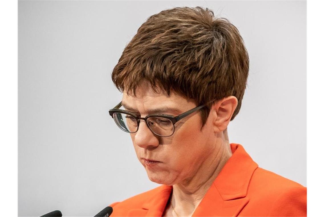 Kramp-Karrenbauer kündigt Rückzug an