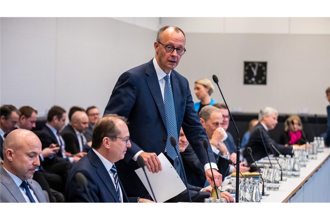 Merz: Union stimmt für Kindergeld und Verfassungsänderung CDU-Kanzlerkandidat Friedrich Merz will noch einigen Projekten von SPD und Grünen zustimmen.