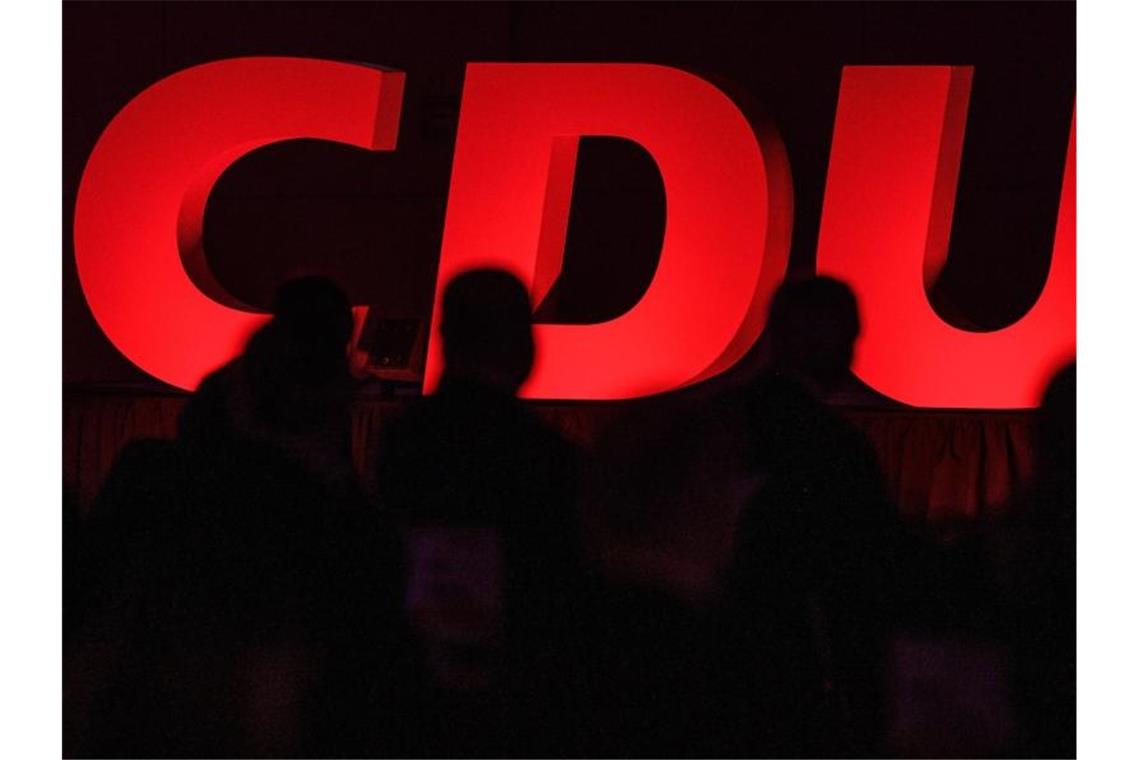 Union verlegt Wahlkampfauftakt von Rust nach Berlin CDU und CSU sagen ihren zentralen Wahlkampfauftakt im Europapark Rust ab. Foto: Swen Pförtner/dpa