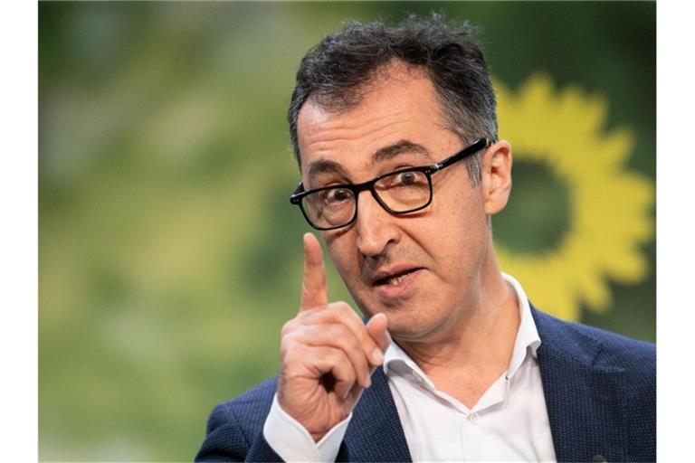 Cem Özdemir (Bündnis 90/Die Grünen) will Böden mehr schützen. Foto: Marijan Murat/dpa/Archiv