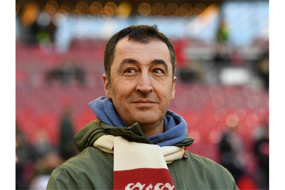 Cem Özdemir, Bundestagsabgeordneter (Grüne) sehnt sich nach Ruhe bei seinem Verein VfB Stuttgart. Foto: Marijan Murat/dpa/Archivbild