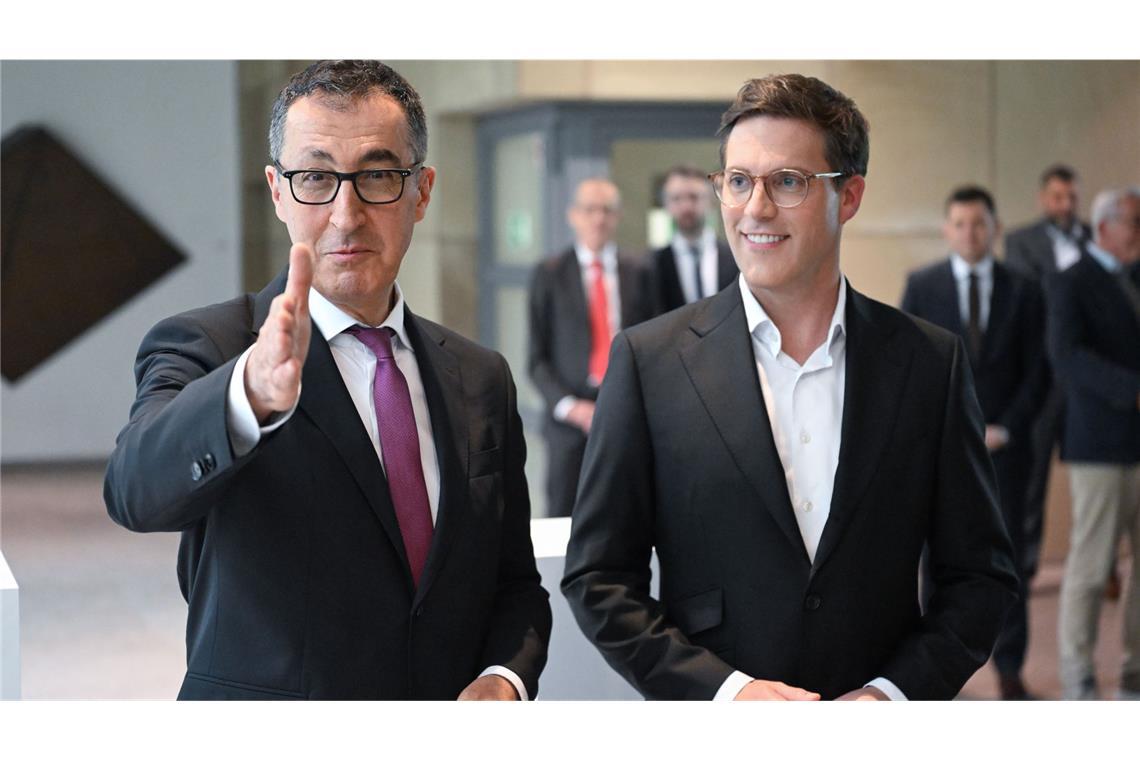 Cem Özdemir (Grüne) und Manuel Hagel (CDU) verhandeln einen Koalitionsvertrag für die neue Landesregierung.