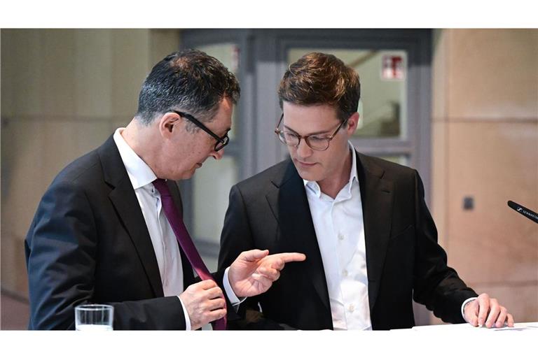 Cem Özdemir (l.) und Manuel Hagel.