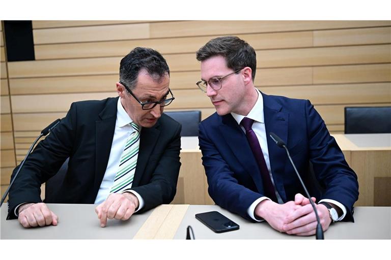 Cem Özdemir und Manuel Hagel wollen offizielle Gespräche über eine Regierungszusammenarbeit ihrer beiden Parteien führen. (Archivbild)