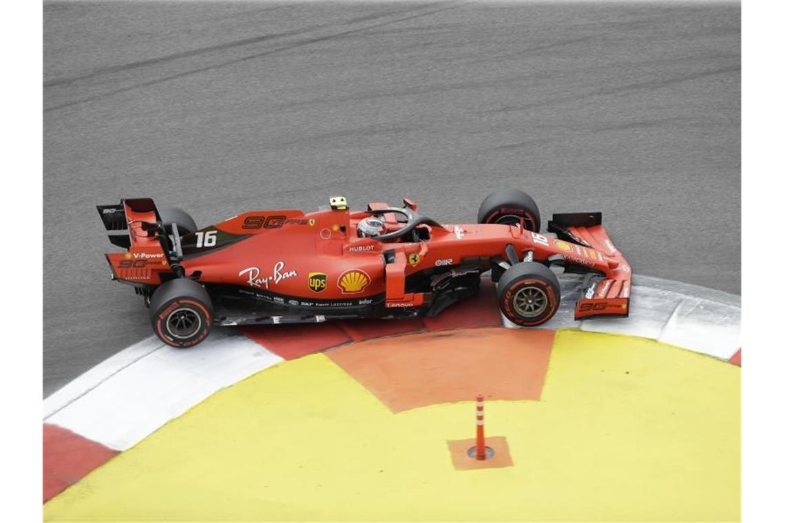 Charles Leclerc startet zum vierten Mal in Folge von der Pole Position. Foto: Luca Bruno/AP