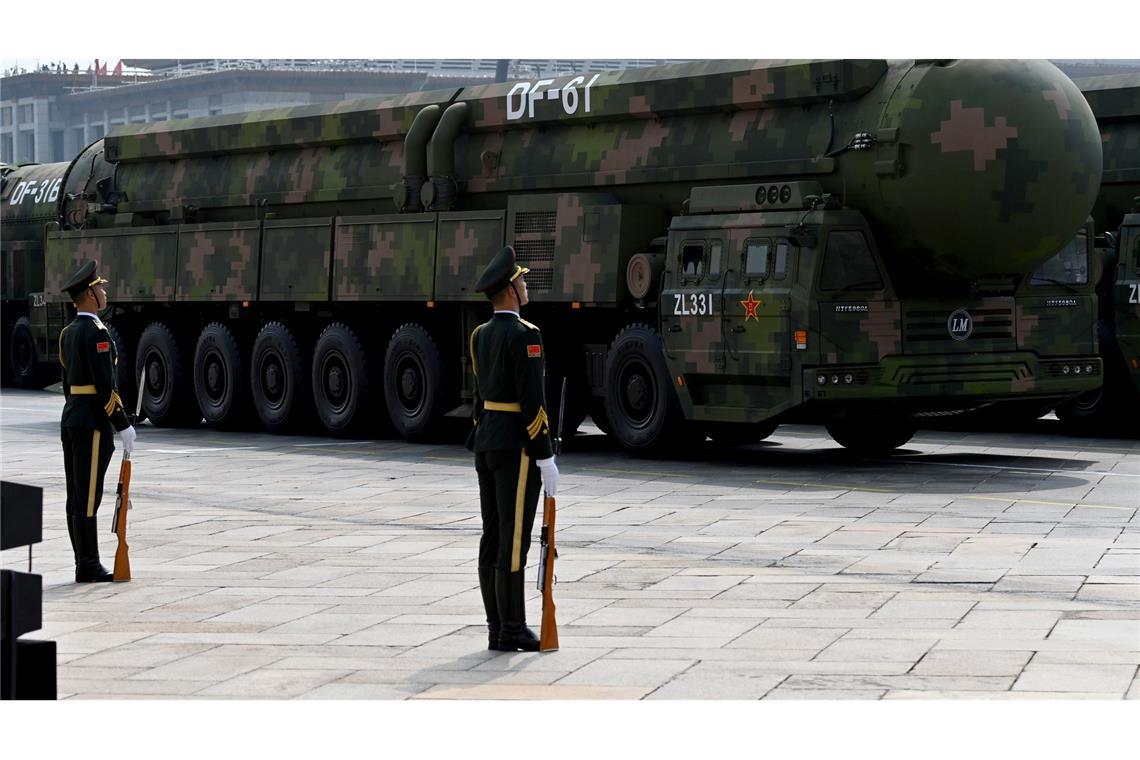 China protzt mit Waffenschau - Xi im Bund mit Putin und Kim China besitzt schon länger Interkontinentalraketen, die es stets weiterentickelt.