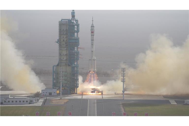 China hat früher als geplant die "Shenzhou 22" ins All geschickt.