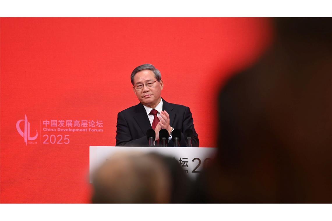 Forum mit BMW, Apple und Co.: Nutzt China das US-Vakuum? Chinas Ministerpräsident Li Qiang wirbt für mehr Kooperation.