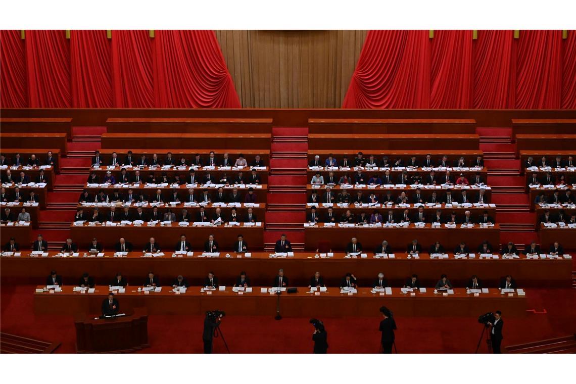 Chinas Parlament tagt einmal im Jahr und stimmt in diesem Jahr auch über den Fünfjahresplan ab.