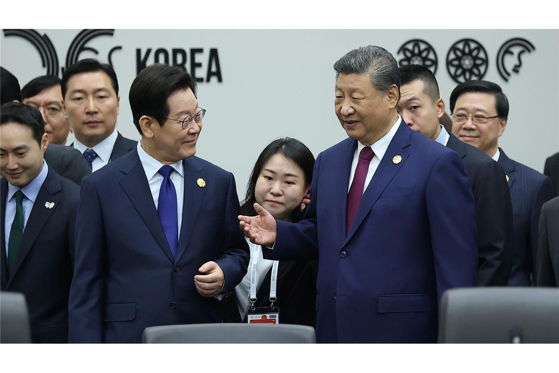 Nach Treffen mit Trump: Xi warnt vor gestörten Lieferketten Chinas Präsident Xi forderte von den Apec-Partnern von mehr Zusammenarbeit.