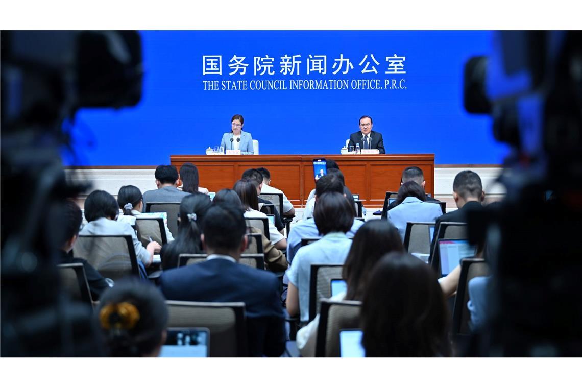 Chinas Wirtschaft wächst trotz Handelsstreit robust Chinas Statistiker rechnen mit wirtschaftlicher Stabilität im zweiten Halbjahr.