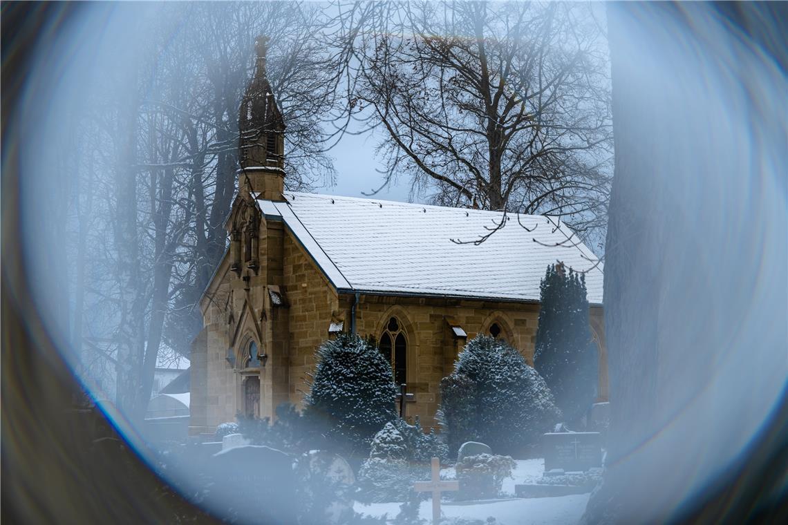 Christian Hämmerle´s Meisterwerk im Winterlicht ... Schnee legt sich still auf S...