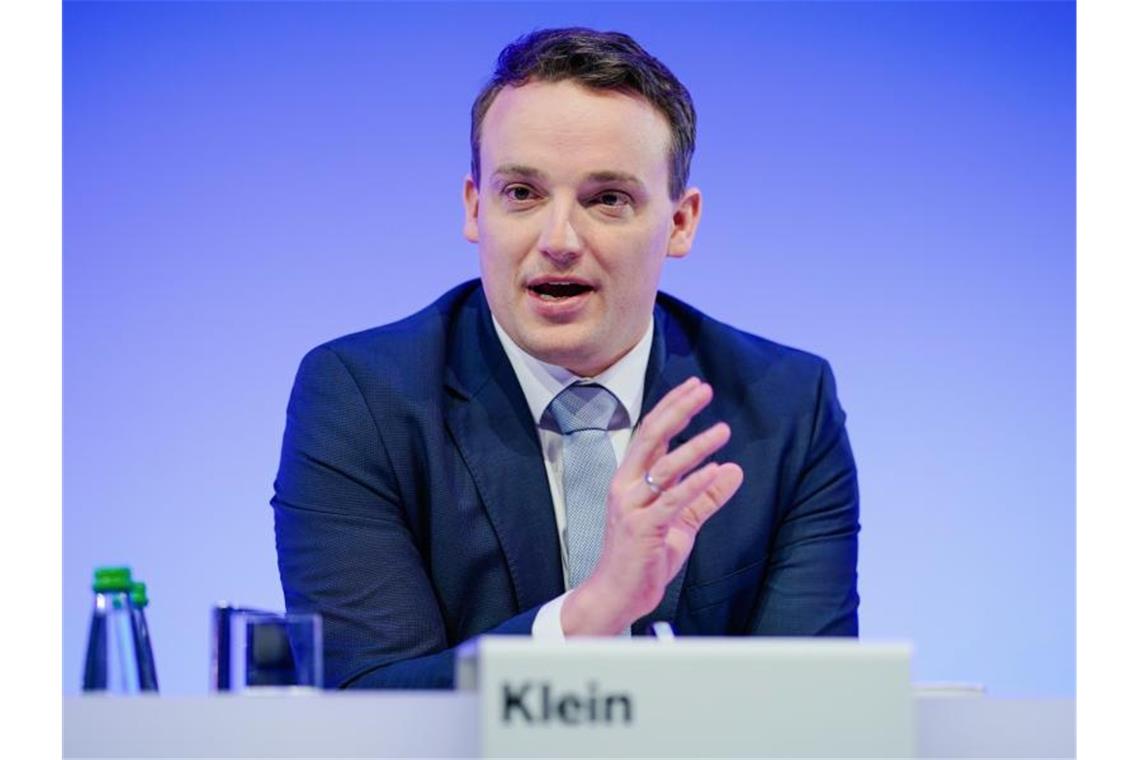 Wirtschaftsgrößen 2021 im Fokus Christian Klein, Vorstandschef des Softwarekonzerns SAP, spricht bei einer Pressekonferenz. Foto: Uwe Anspach/dpa/Archivbild