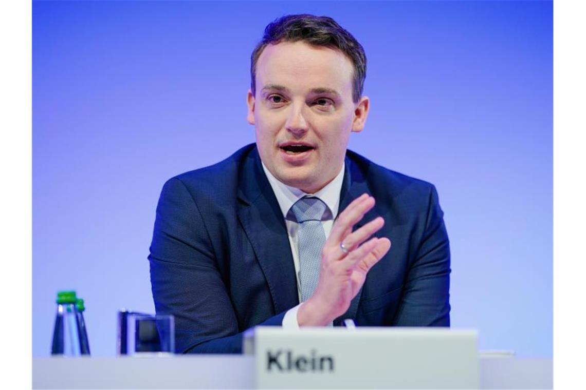 Christian Klein, Vorstandsvorsitzender des Softwarekonzerns SAP, spricht. Foto: Uwe Anspach/dpa/Archivbild
