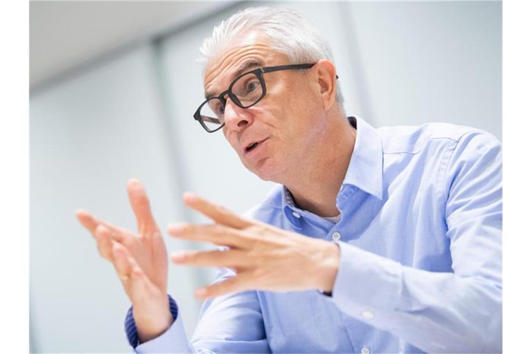 Christian Rauch bei einem Gespräch. Foto: Tom Weller/dpa/Archivbild