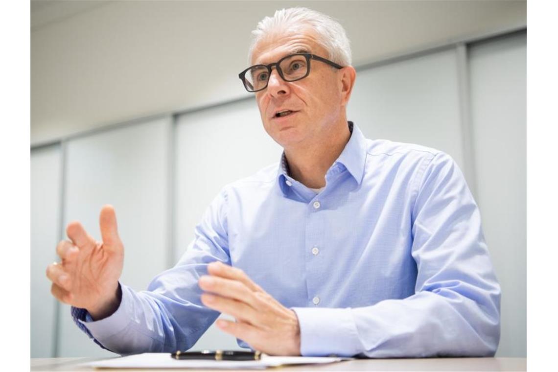 Rauch: Wegen Corona nicht die Ausbildung verschieben Christian Rauch, Südwest-Chef der Bundesagentur für Arbeit, spricht. Foto: Tom Weller/dpa/Archivbild