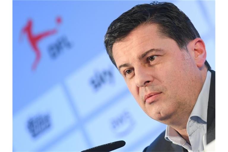 Christian Seifert will nicht vorzeitig bei der Deutschen Fußball Liga aussteigen. Foto: Arne Dedert/dpa Pool/dpa