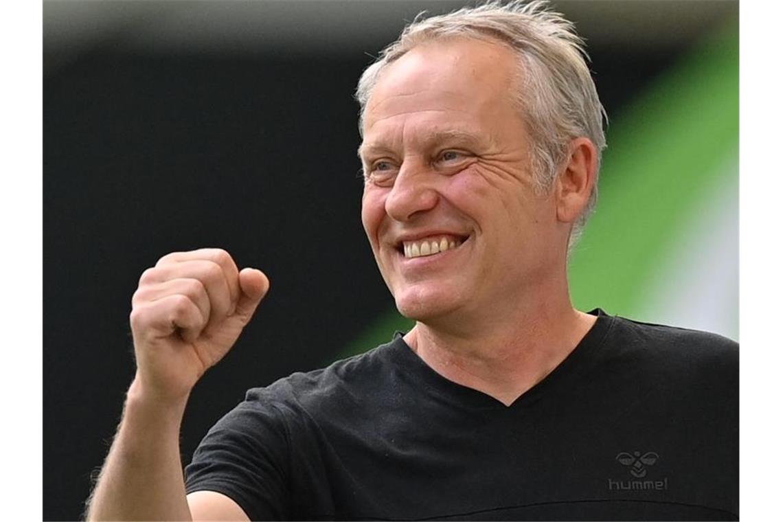 Freiburgs ewiger Streich verlängert erneut Christian Streich, Trainer des SC Freiburg. Foto: Sascha Steinbach/epa Pool/dpa