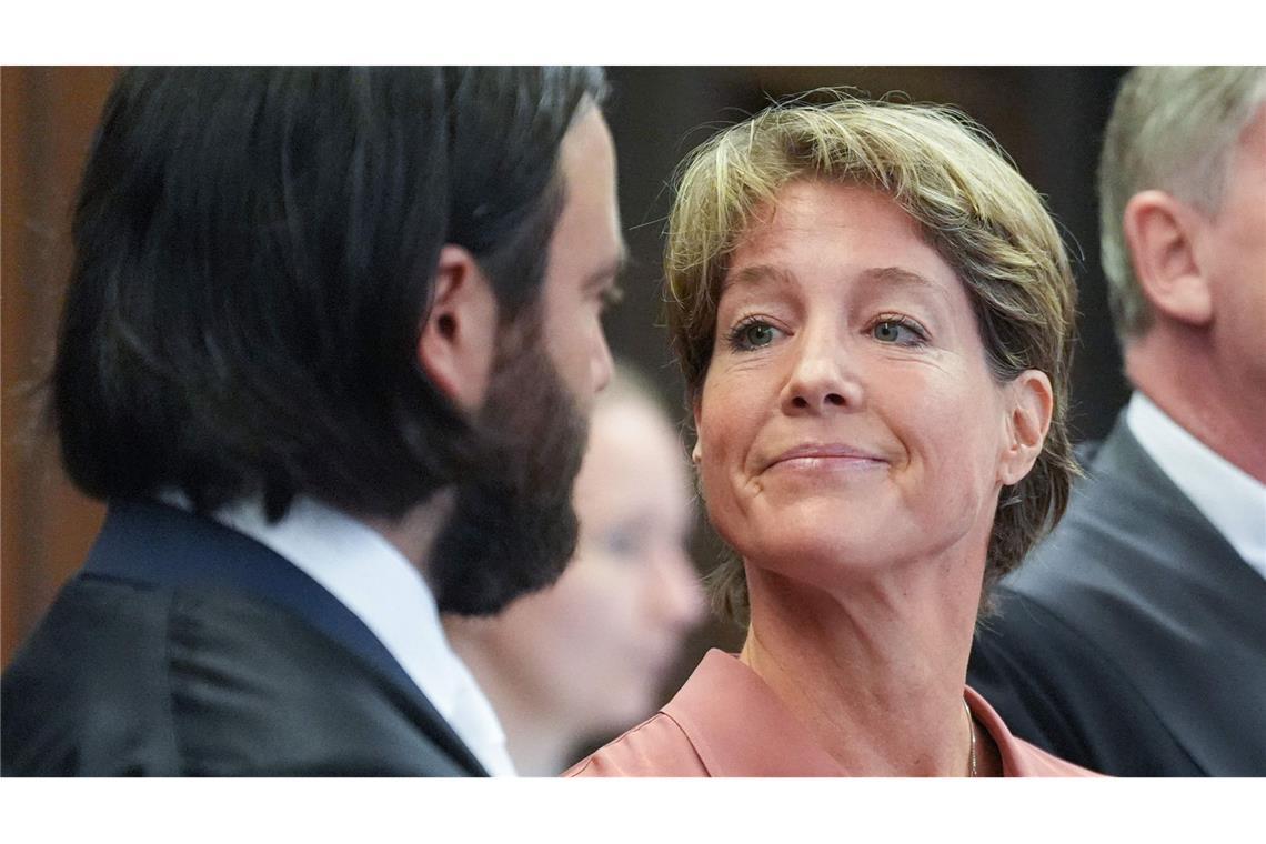 Mutter bestreitet Auftrag zur Entführung Christina Block äußert sich.