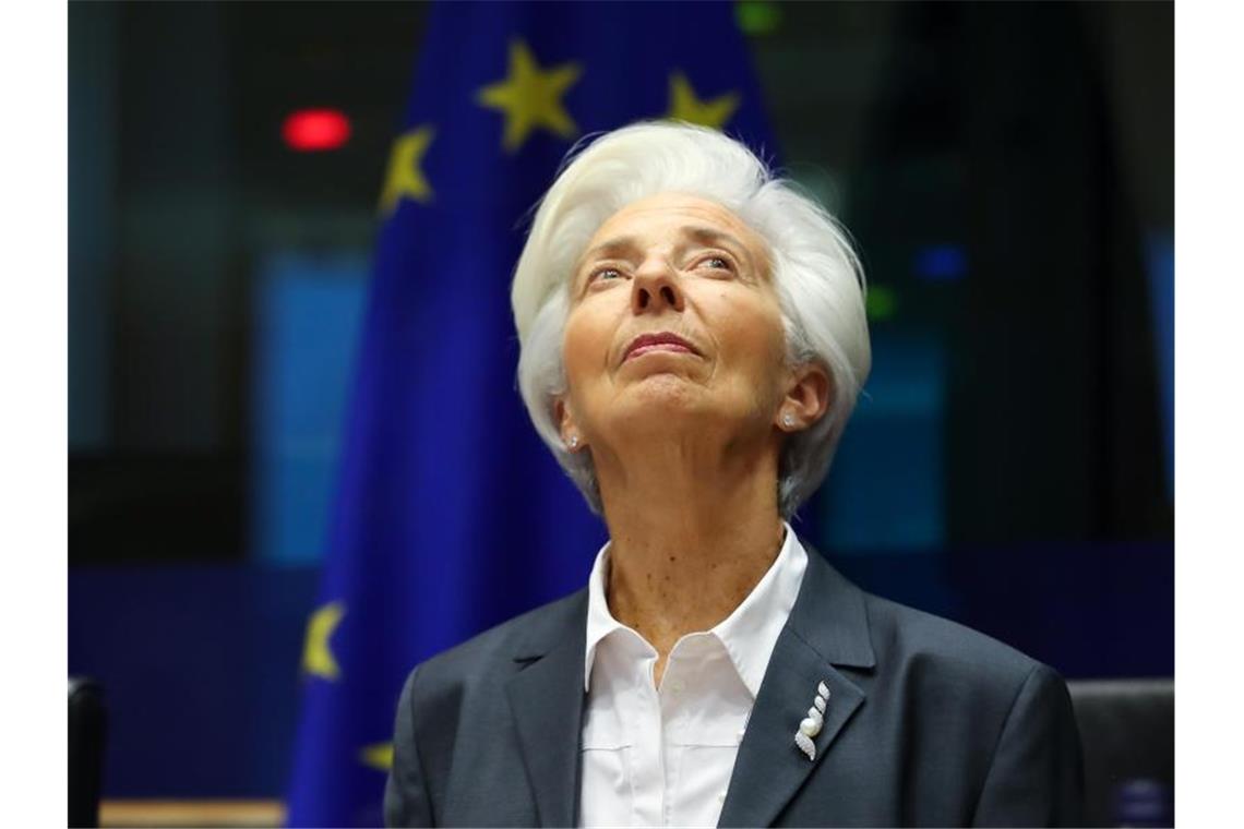 EZB hält unter neuer Präsidentin Lagarde an Zinstief fest