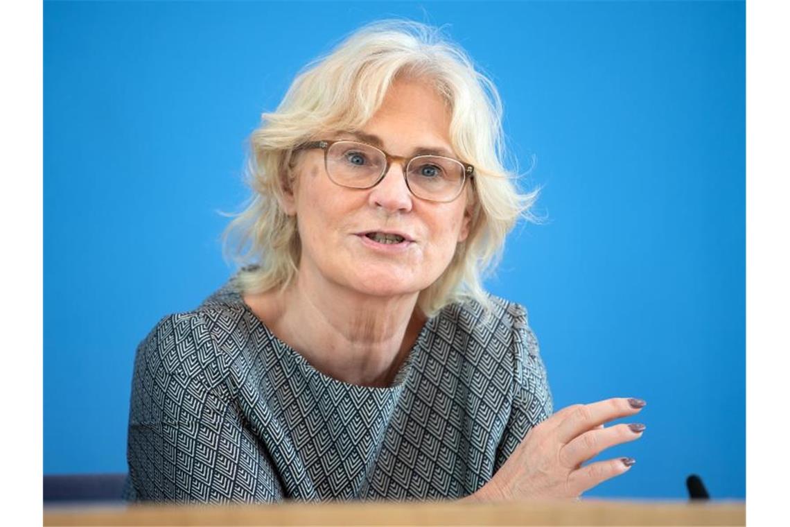 Christine Lambrecht (SPD), Bundesfamilienministerin. Foto: Bernd von Jutrczenka/dpa/Archivbild