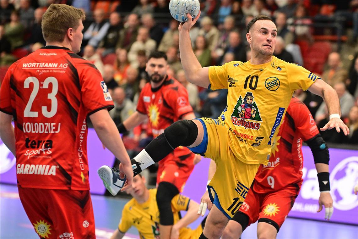 Christos Erifopoulos (rechts) wechselt im Sommer von Konstanz zum HCOB. Archivfoto: Imago