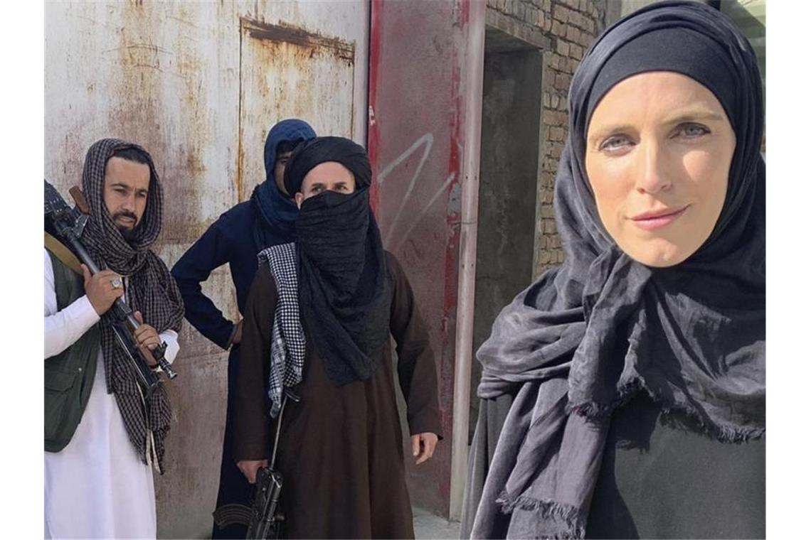 Clarissa Ward, die internationale Chefkorrespondentin des Senders CNN, berichtet aus Kabul. Foto: Brent Swails/CNN/AP/dpa