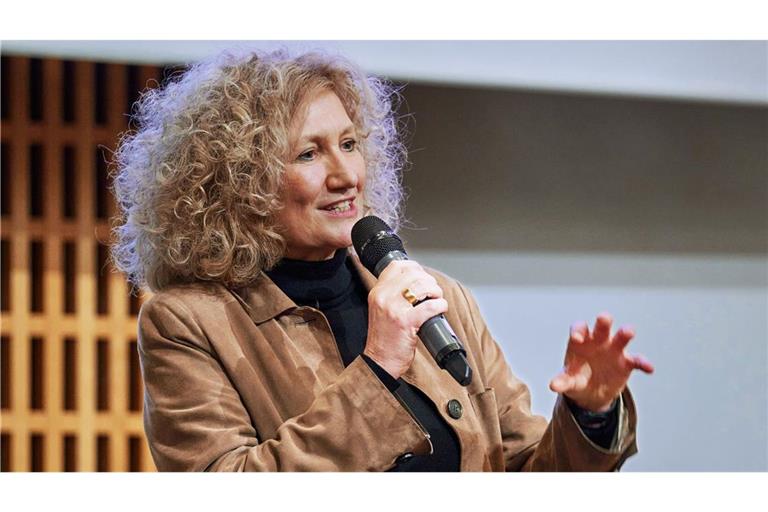 Claudia Emmert spricht am 13. Mai auch über ihre Konzeption für die am 24. Mai startende 16. Triennale Kleinplastik