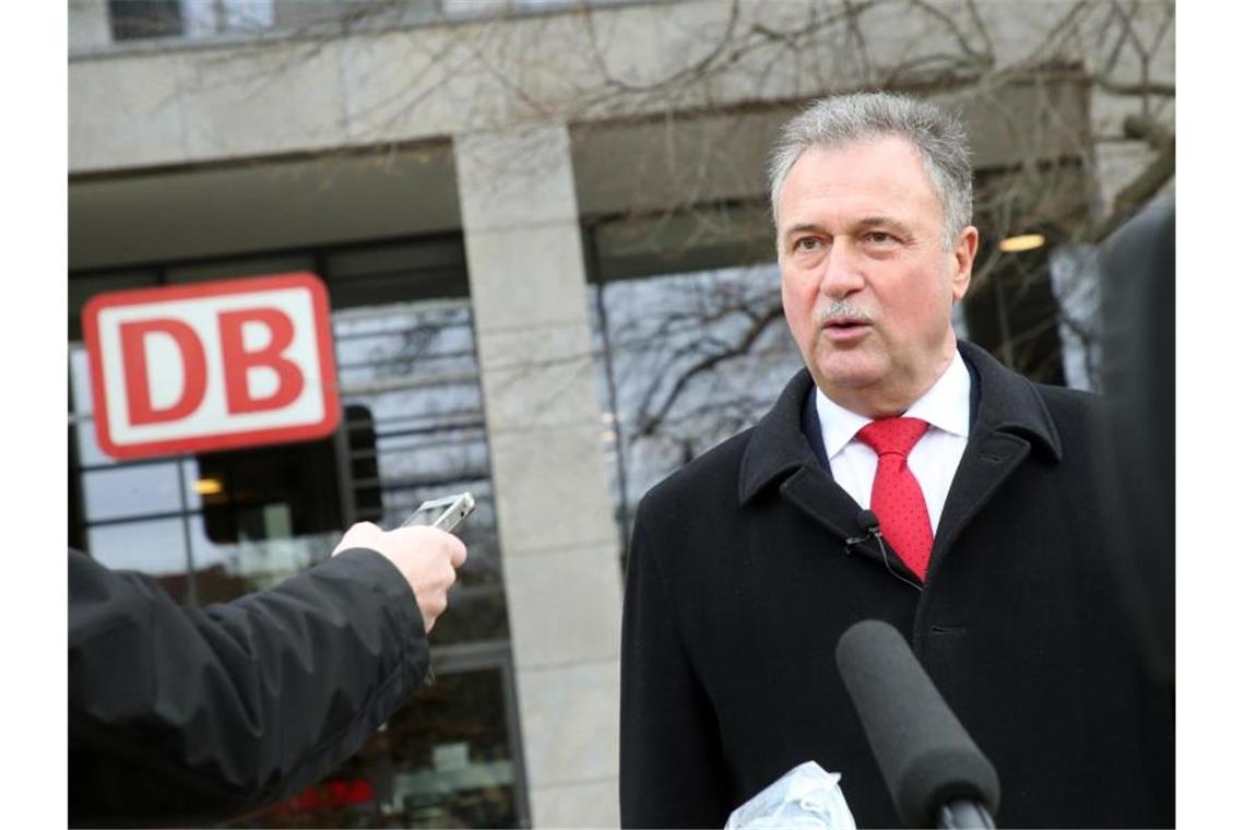 Claus Weselsky, Vorsitzender der Gewerkschaft Deutscher Lokomotivführer GDL. Foto: Wolfgang Kumm/dpa