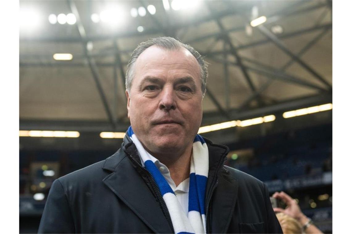 Clemens Tönnies tritt als Aufsichtsratsvorsitzender beim FC Schalke 04 zurück. Foto: Bernd Thissen/dpa