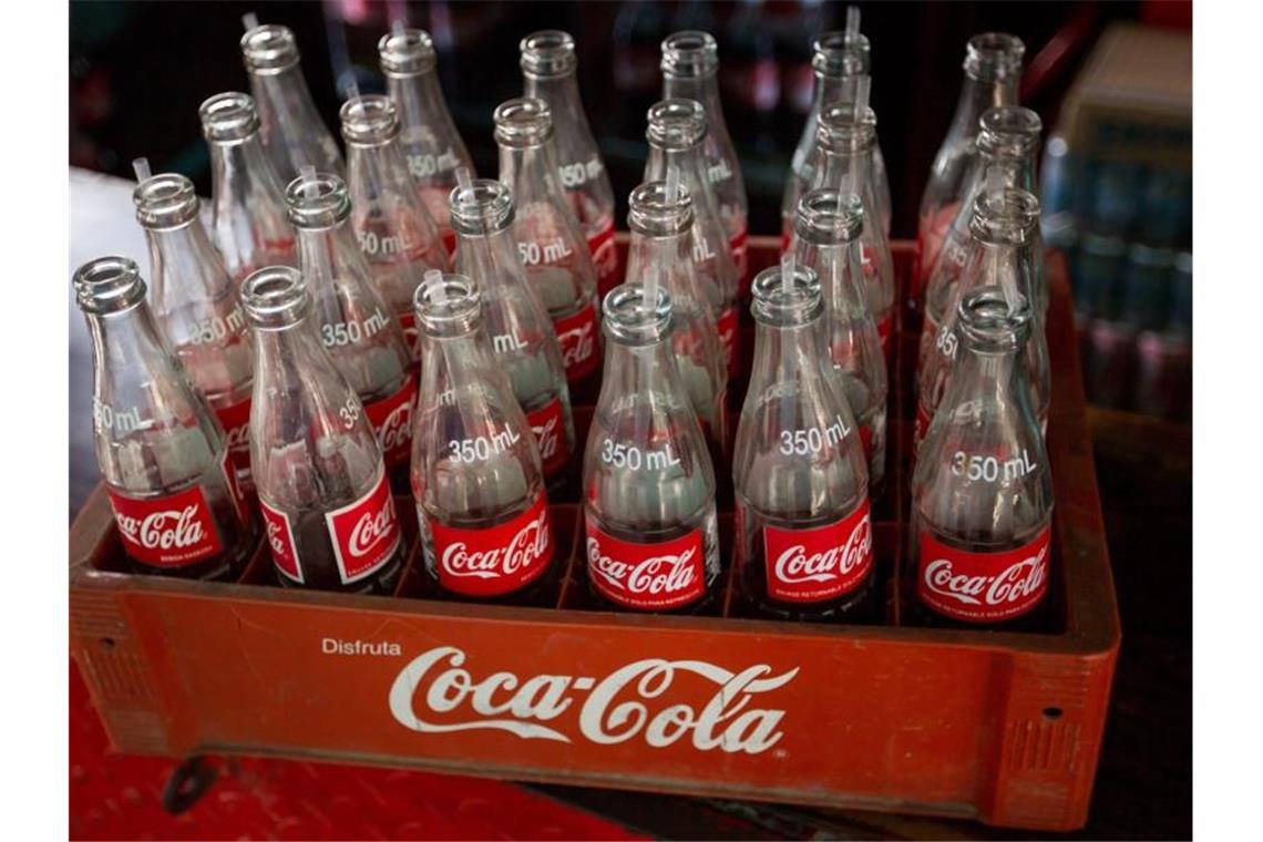 Coca-Cola steigert Gewinn und Umsatz deutlich Coca-Cola konnte seinen Umsatz auf 10 Milliarden US-Dollar steigern. Foto: Miguel Gutierrez/epa