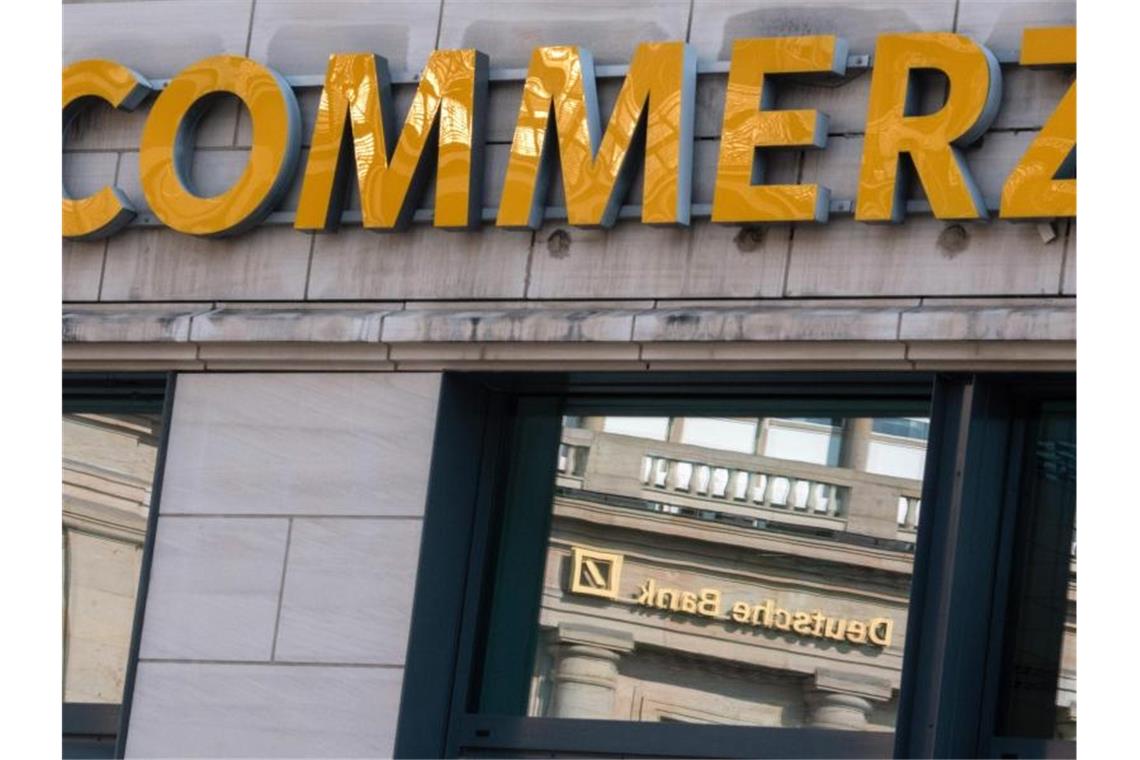 IT-Panne: Commerzbank hat Probleme bei Zahlungsaufträgen Commerzbank-Filiale in der Frankfurter Innenstadt: Technische Probleme bei Banken gibt es immer wieder. Foto: Boris Roessler