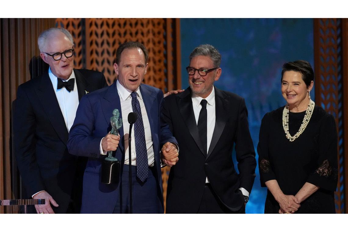 Demi Moore und Timothée Chalamet gewinnen Schauspielpreise
