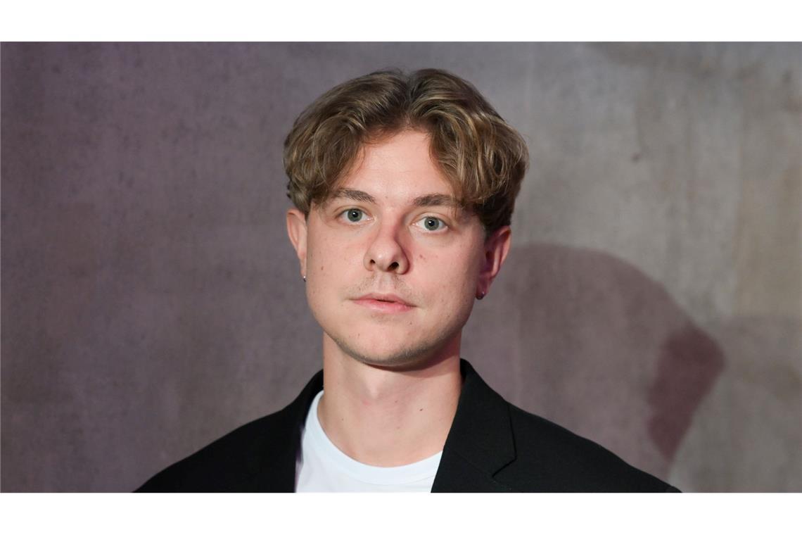 Content Creator Jonas Ems greift im Netz gesellschaftsrelevante Themen auf.
