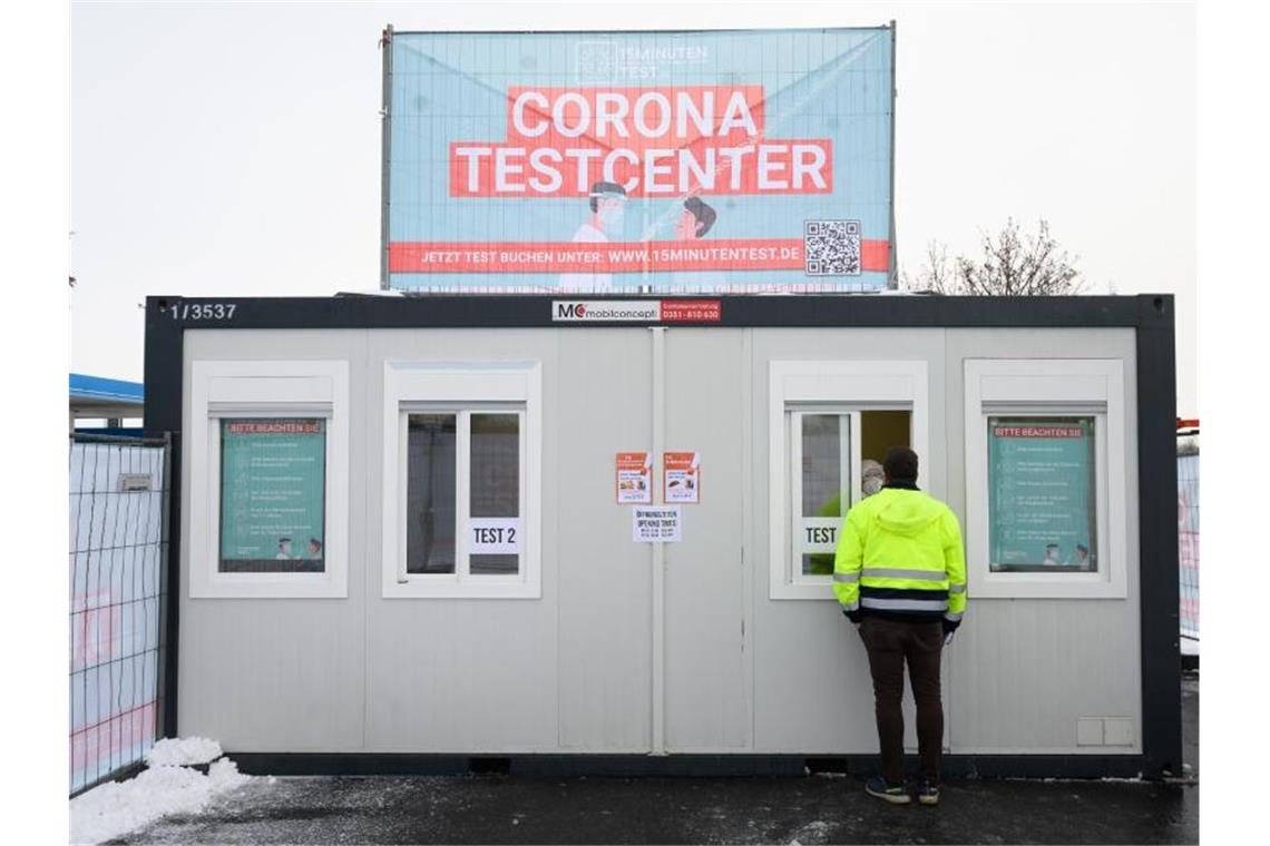 5608 Corona-Neuinfektionen und 175 neue Todesfälle gemeldet