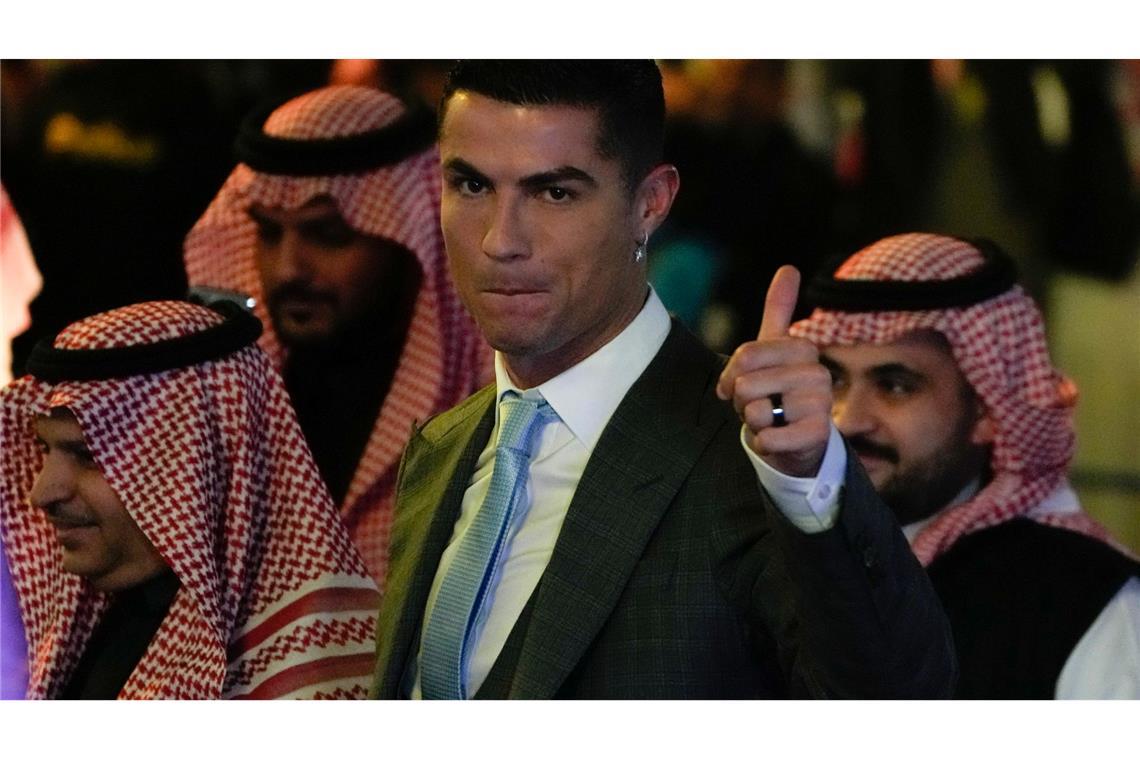 Saudi-Arabien, Infantino, der DFB: So läuft die WM-Vergabe Cristiano Ronaldo wirbt unermüdlich für Fußball in Saudi-Arabien
