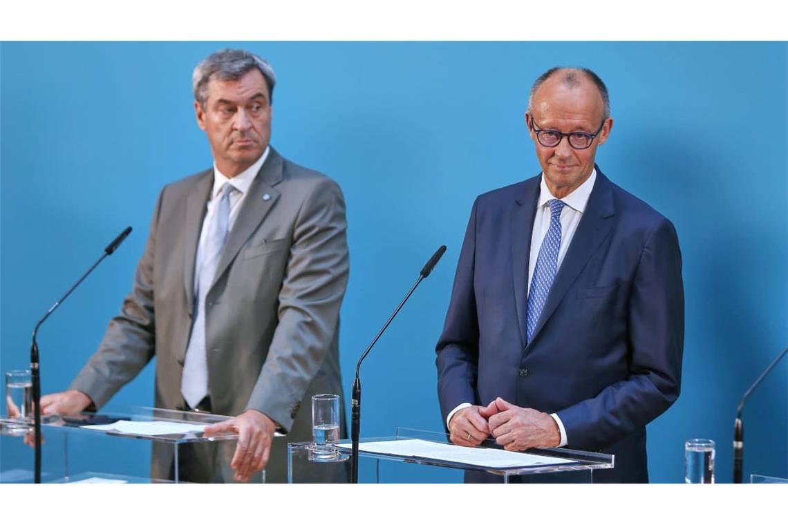 CSU-Chef Markus Söder (li.) stützt Kanzler Merz. Doch wie lange noch?