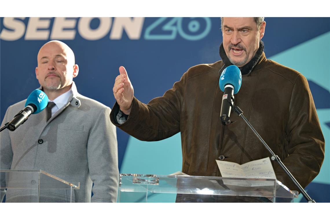 CSU-Chef Söder und Landesgruppenchef Hoffmann (links) fordern wie CDU-Chef Merz eine klare Priorität der Regierungsarbeit auf Wirtschaftswachstum.