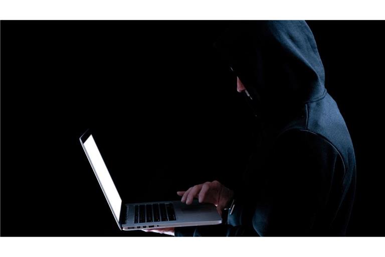 Cyberkriminelle haben im Netz Millionen Daten gestohlen (Symbolbild).
