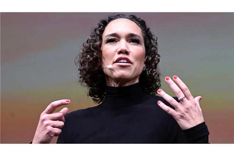 Da waren die Haare noch dran: FDP-Generalsekretärin Nicole Büttner vor zehn Wochen in Stuttgart. (Archivbild)