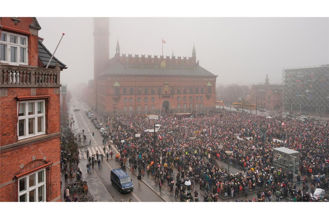 Tausende demonstrieren in Kopenhagen gegen Trumps Grönland-Ansprüche
