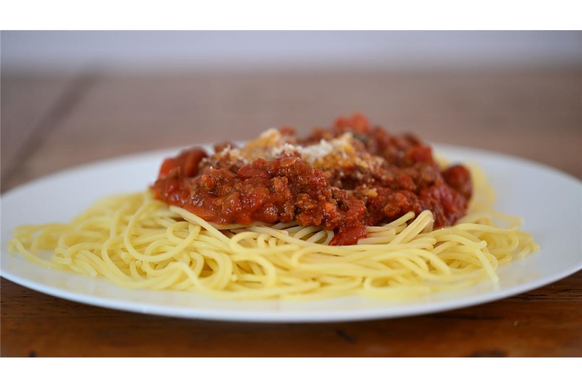 Kantinen-Ranking: Spaghetti vorn, Currywurst rutscht ab Dafür entscheiden sich viele Kantinenbesucher: Spaghetti Bolognese.